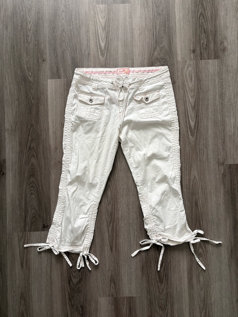 Y2K Angels White Cropped Tie-Hem Jeans